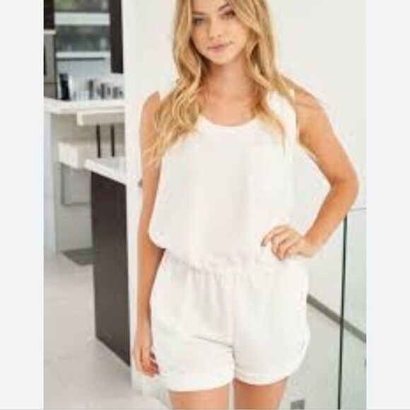 5/$55 White Birch cream waffle knit sleeveless shorts romper w/ rolled hem 1X - Picture 4 of 6